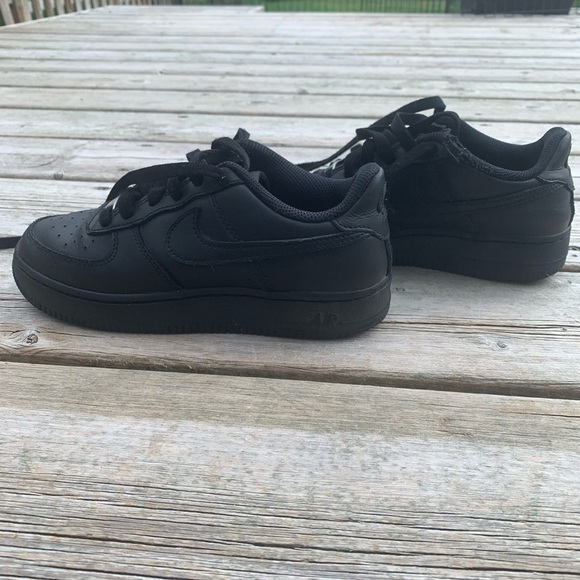 Nike Air Force 1 LE Low Grade School Kids' Shoes Black Size 3Y - Picture 3 of 12
